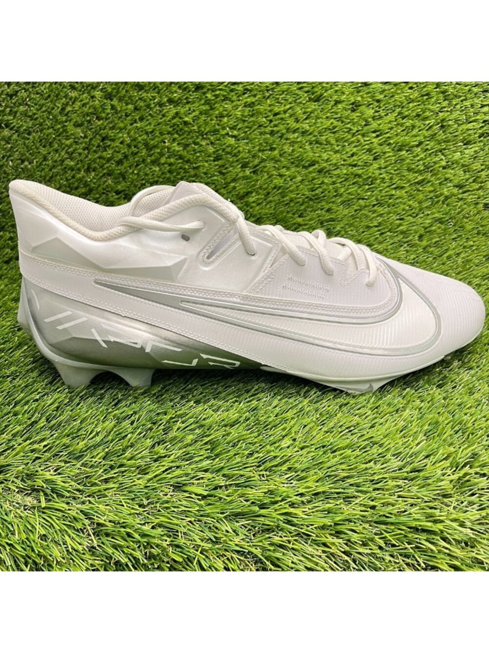 Nike Vapor Edge Elite 360 2 Mens Size 16 White Silver Running Football Cleats